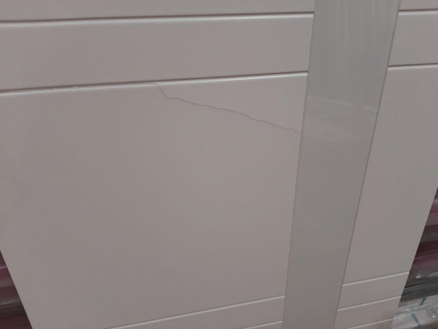 Дверь Scandi N Z1, белый RAL 9003 №313: Незначительные механические повреждения