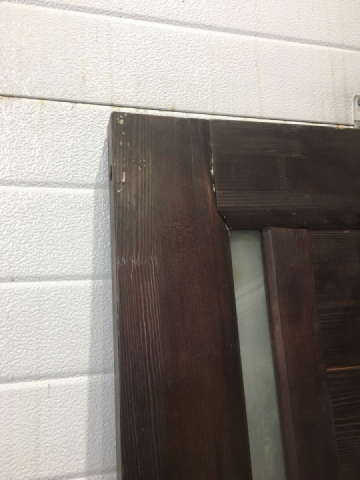 Дверь Дуэт ВЕНГЕ №384: Мелкие потертости, царапины, стоевая другого цвета